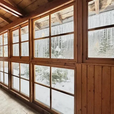 Semesterbostad Hrabenka